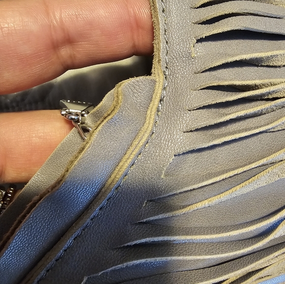 Sash Crossbody - Picture 4 of 4